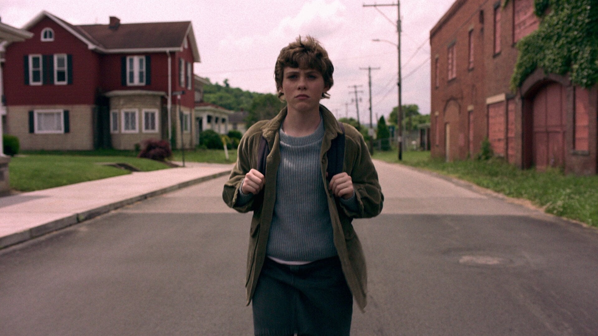 Sydney (Sophia Lillis) is having some unique growing pains. 