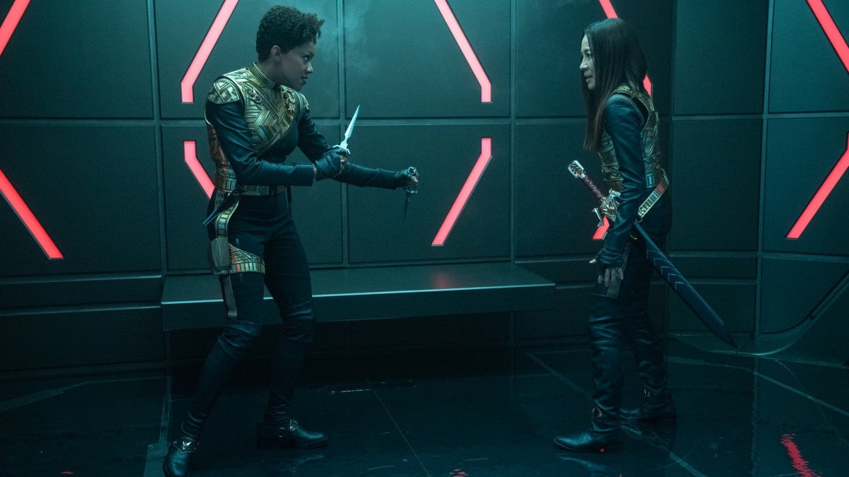 Michael Burnham (Sonequa Martin-Green) and Georgiou (Michelle Yeoh) are ready to rumble.