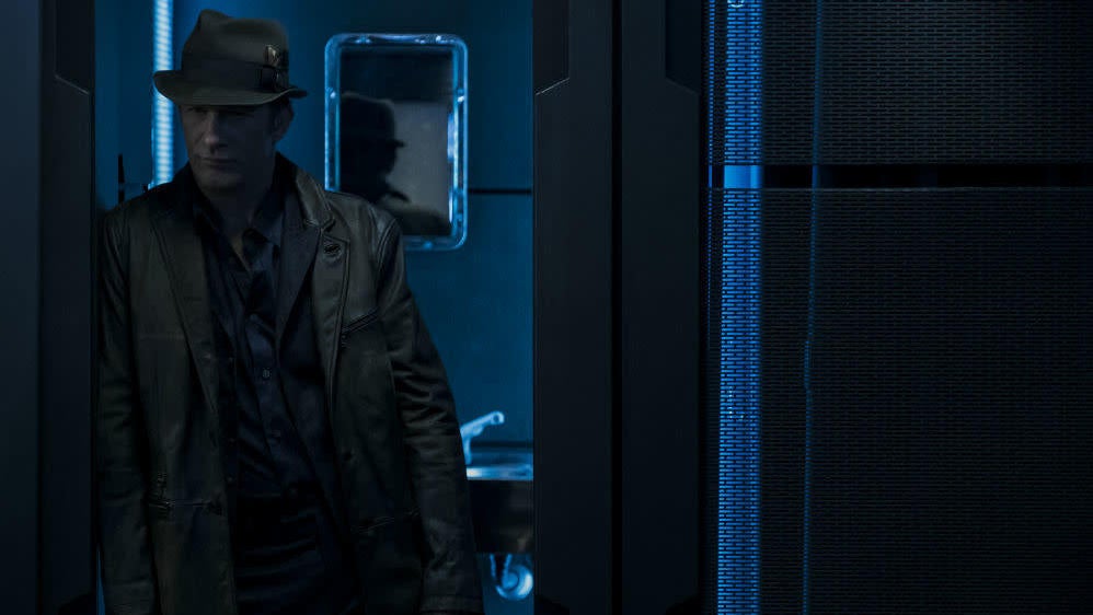 You know it’s the Investigator (Thomas Jane), seen here in season four, because of the hat.
