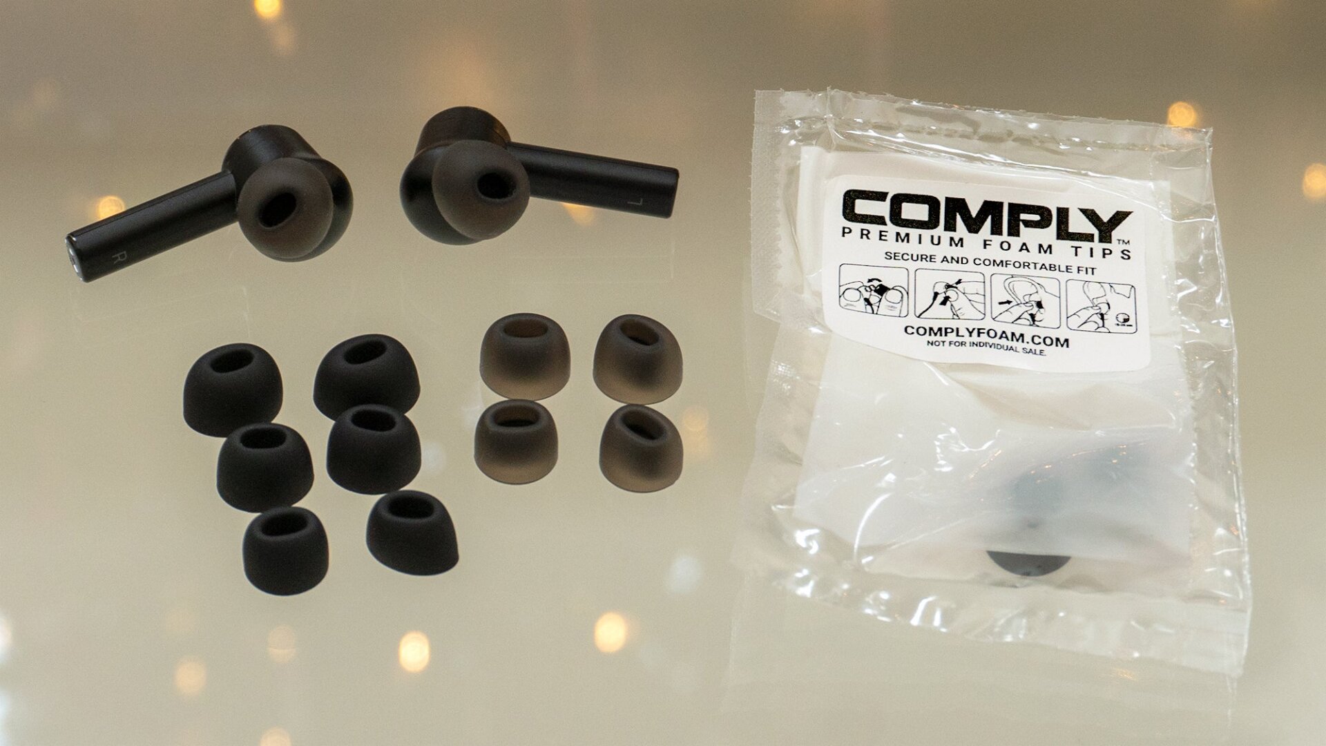 Razer includes two sets of silicone ear tips (one for comfort and one that will stay in better) plus a pair of Comply’s memory foam tips that expand to provide the perfect fit every time.