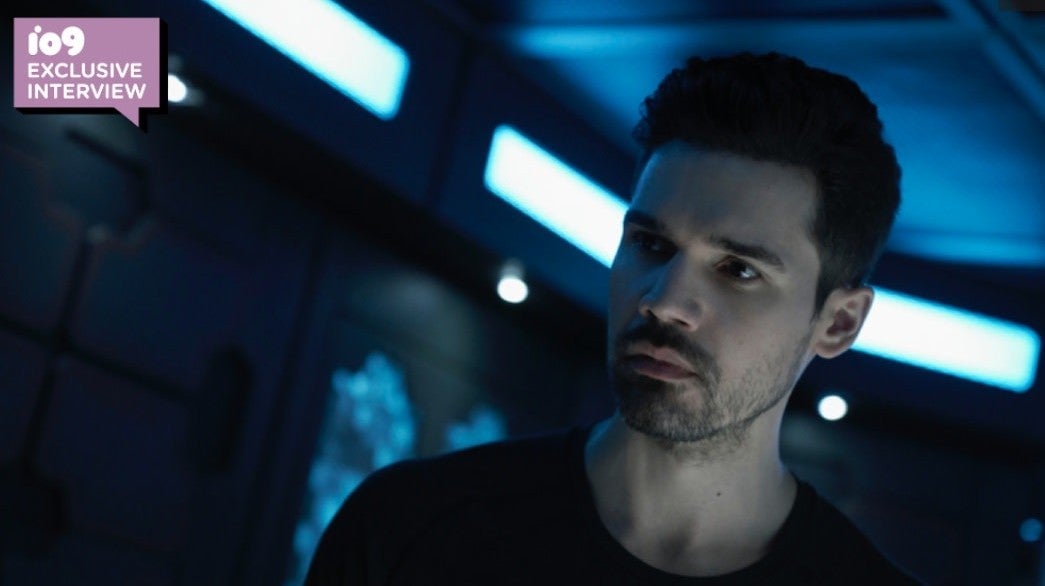 Holden (Steven Strait) looking like he could use another cup of coffee.