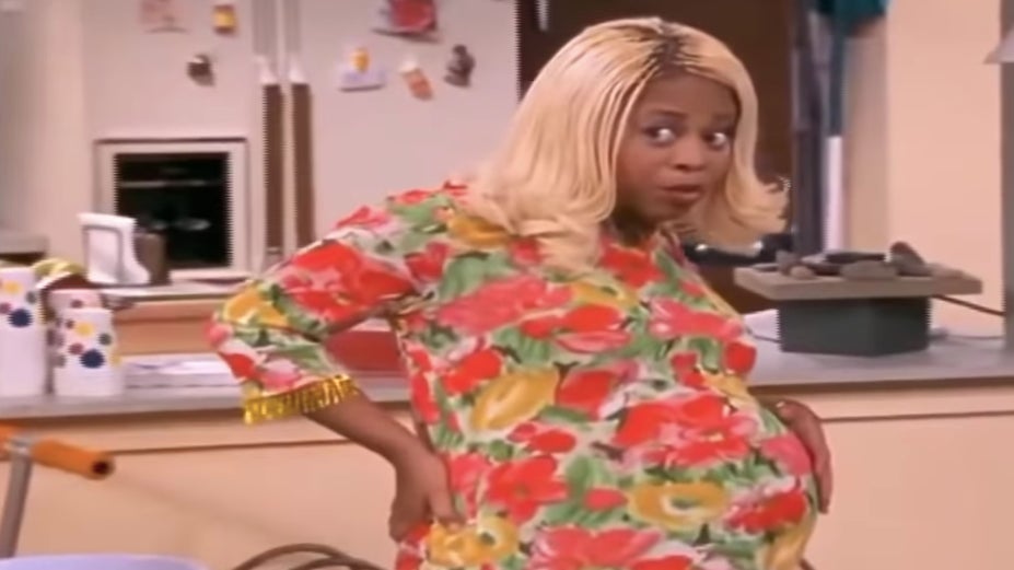 A pregnant Kim asking her mother for help watching her many kids.