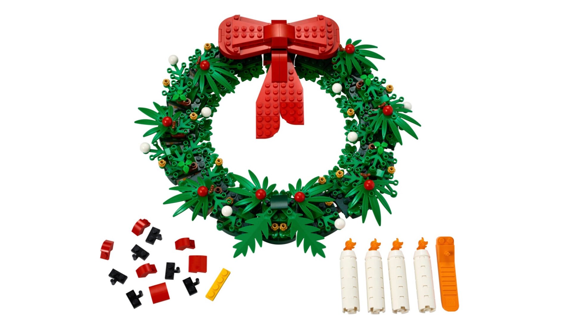 Lego’s holiday wreath. 