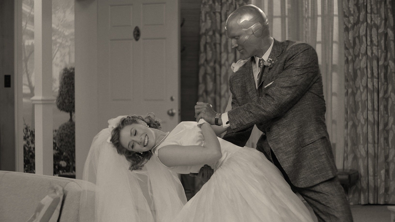 I just had to use two photos from WandaVision.