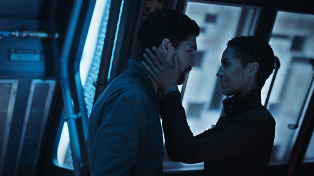 Holden (Steven Strait) and Naomi (Dominique Tipper) share a moment aboard the Roci in season four.