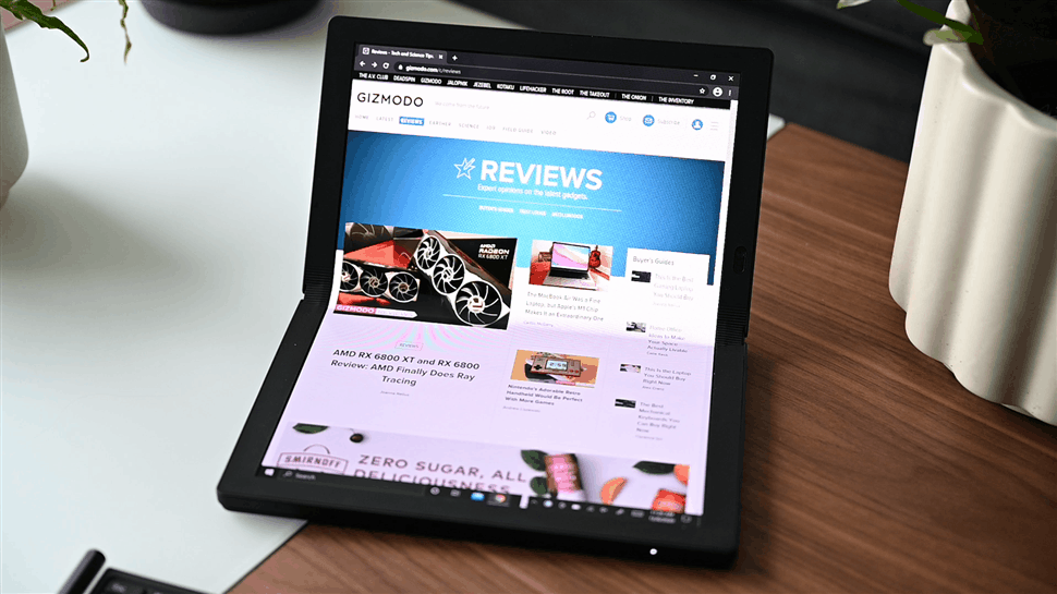 From big flexy screen machine to traditional laptop in just a second. Very slick. 