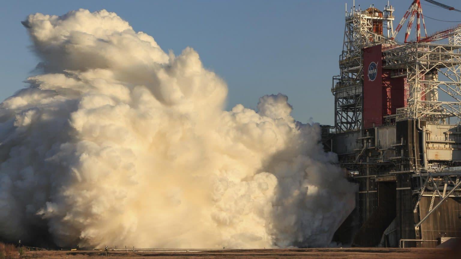 A giant plume emerges from the core stage of the SLS during the hotfire test on January 16.