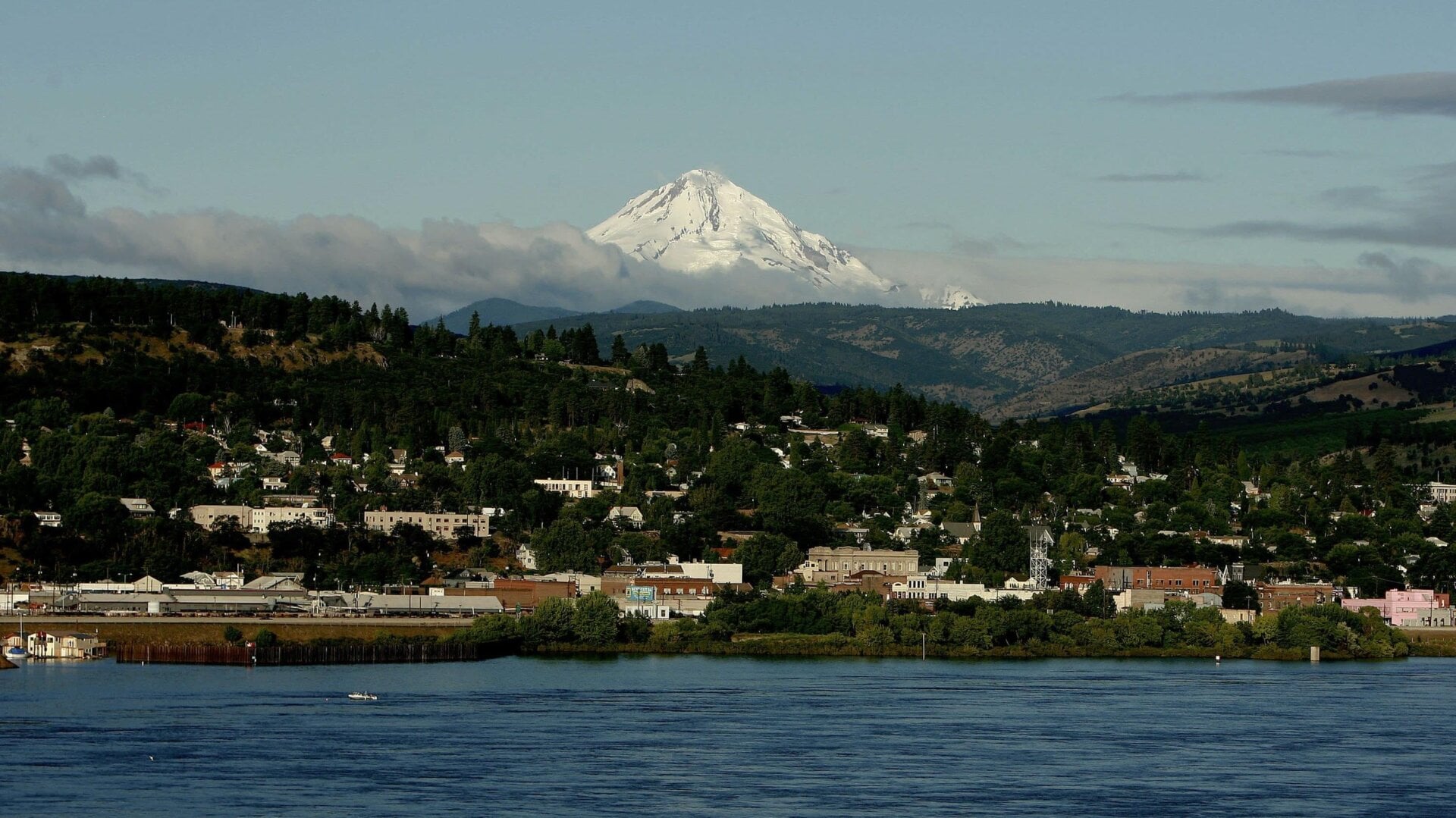 The project will be built off the coast of Newport, Oregon.