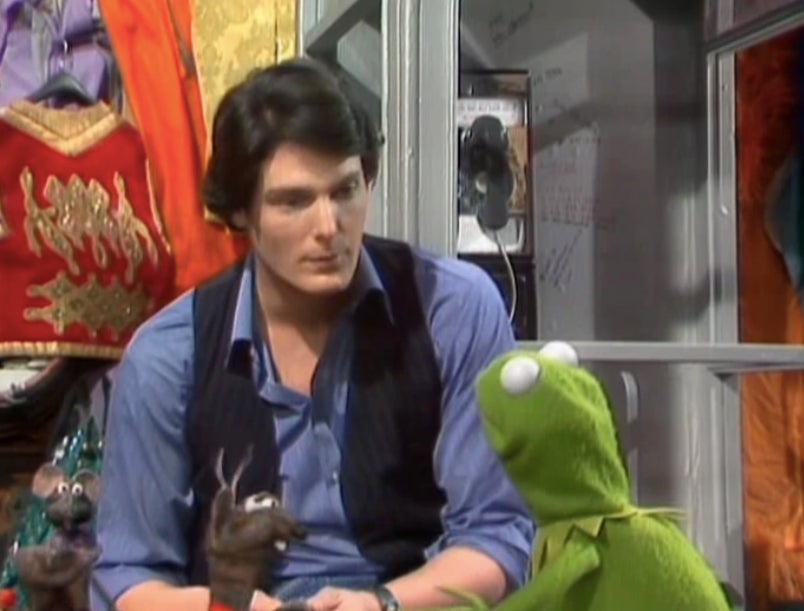 Christopher Reeve speaking with an early version of Rizzo the Rat and Kermit.