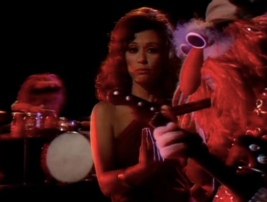 Rita Moreno trying to perform with Animal.