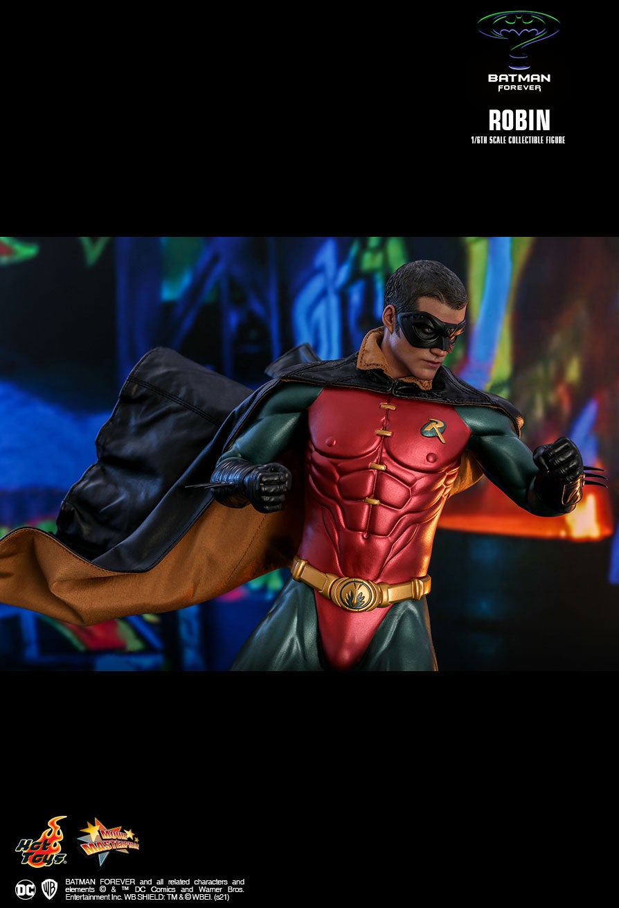 Image: Hot Toys/Warner Bros.