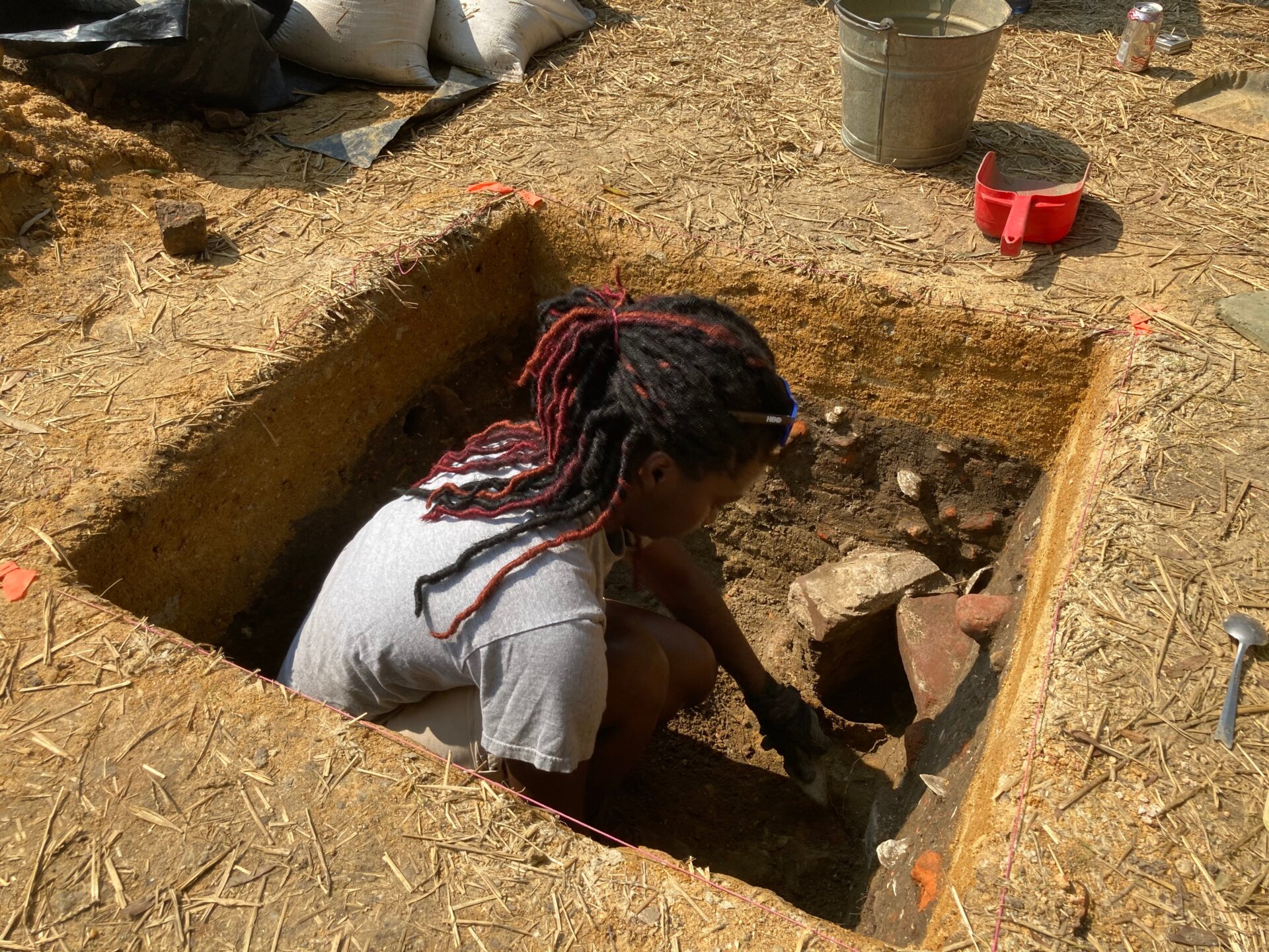 DéShondra Dandridge excavated a smaller trench during the project’s first phase.