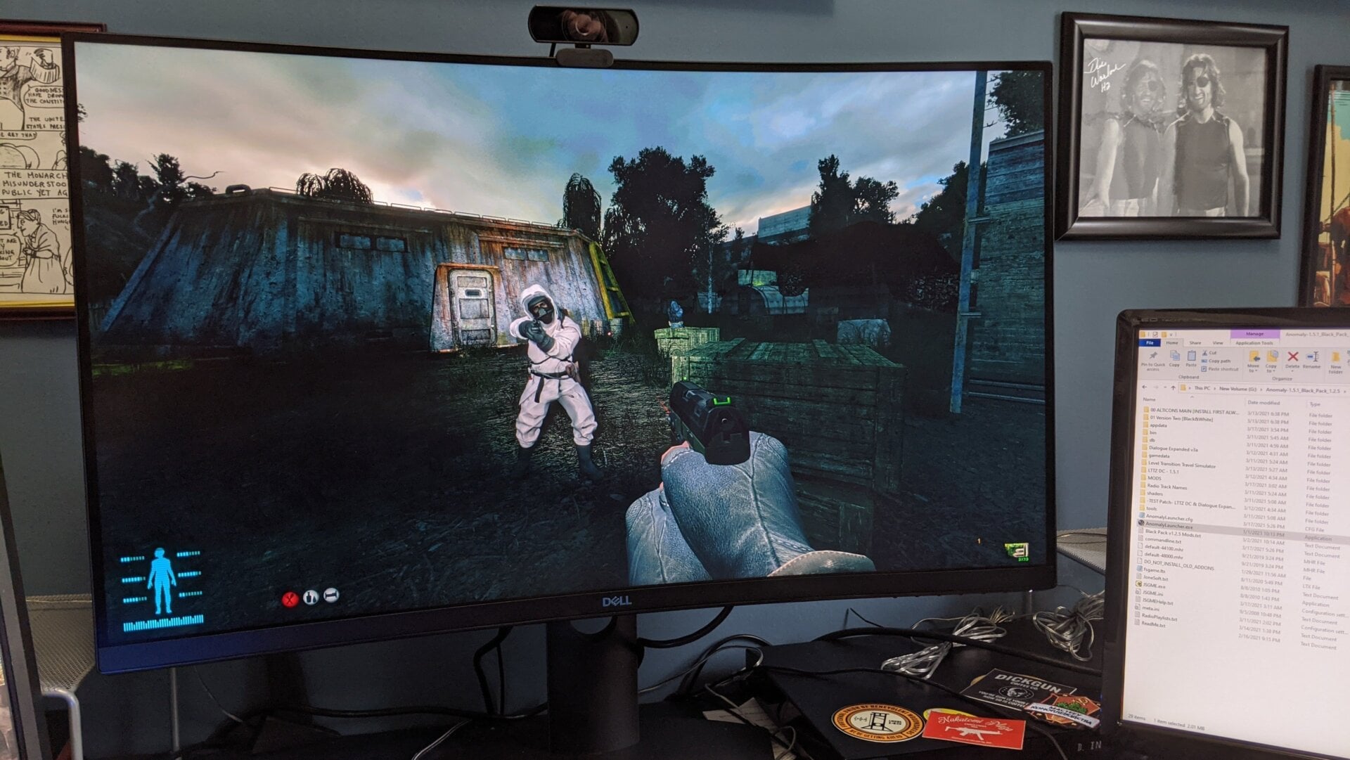 Stalker: Anomaly running on a Dell SG3220DGF monitor.