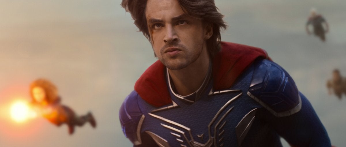 Andrew Horton as Brandon Sampson.