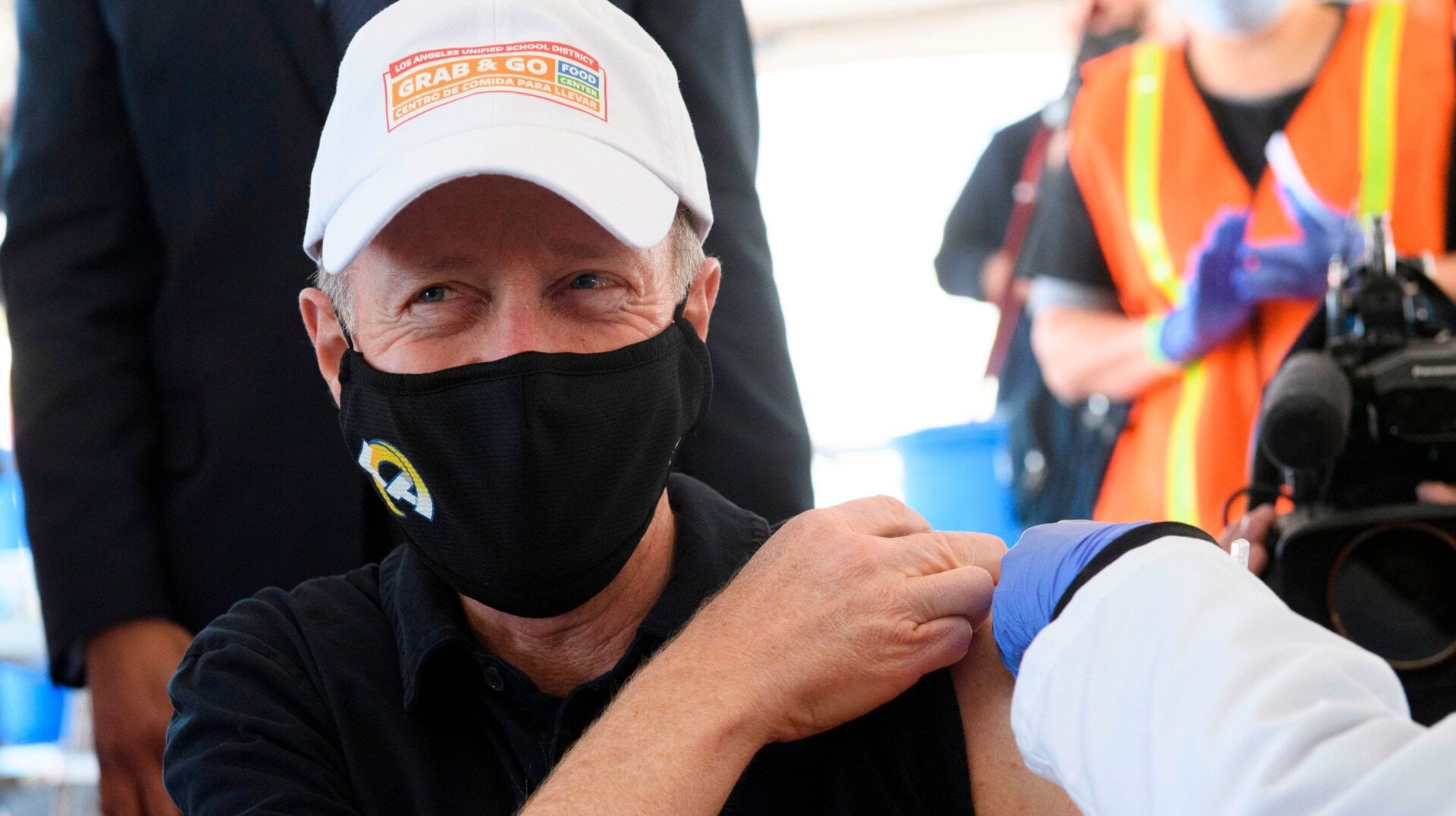 Austin Beutner, Superintendent of the Los Angeles Unified School District (LAUSD), receives the covid-19 vaccine on March 1, 2021 in Inglewood, California.
