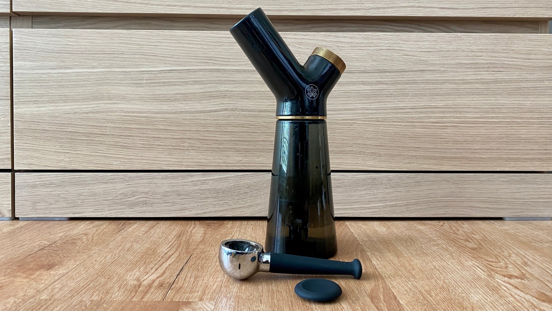 Heir Water Pipe and Handpipe with magnetic cap.
