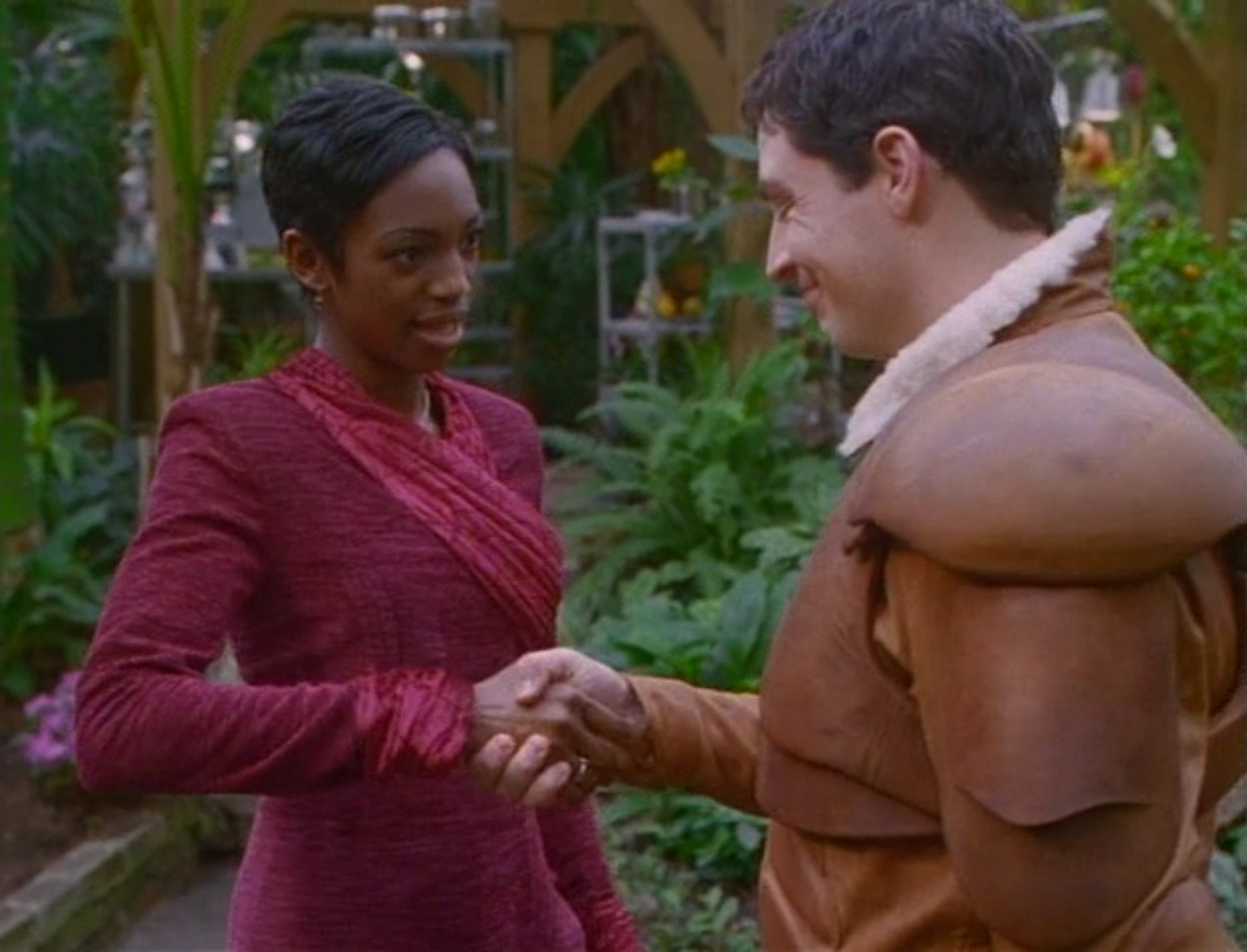 It has to be stated that they share their first kiss immediately after this attempt at a handshake and it is one of the worst romantic scenes I have ever had to see.