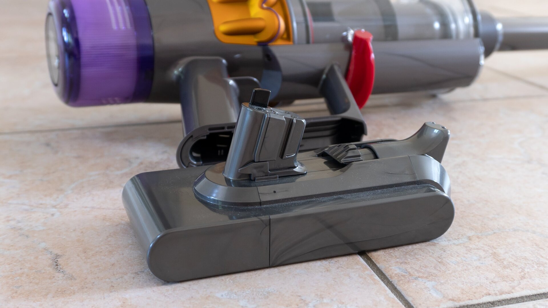 Like the Dyson V11 Outsize, the V15 Detect includes an easily swappable battery, so if you need to clean for hours, you can keep spares on hand and swap fresh batteries in as they die.