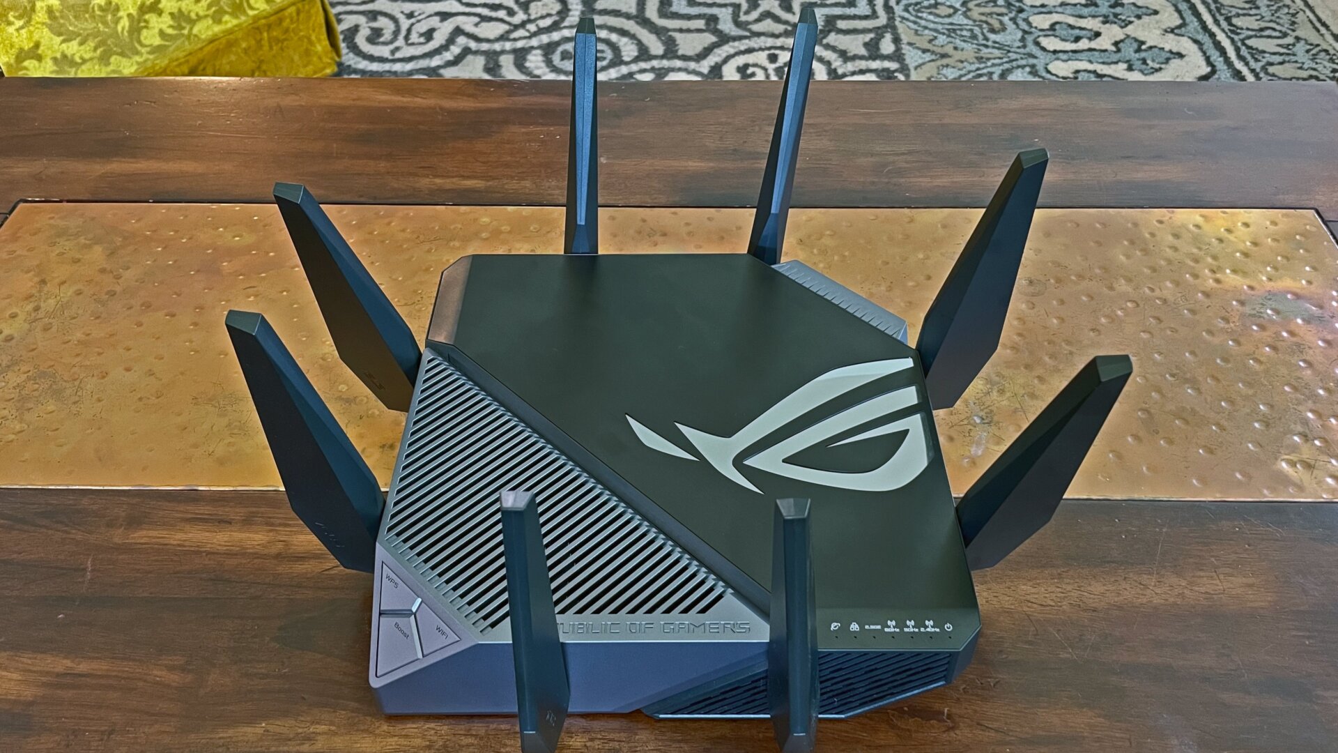 The Asus ROG Rapture GT-AXE11000 delivers fast speeds.