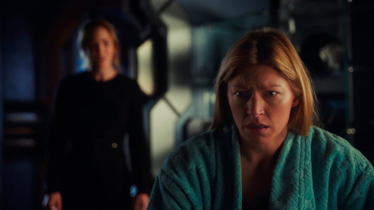 Ava Sharpe (Jes Macallan) fears if she turns around, Sara (Caity Lotz) will disappear.