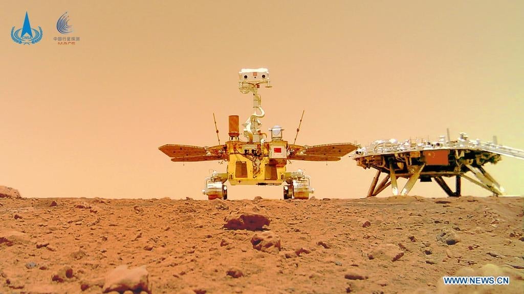 The “selfie,” showing the Zhurong rover and its landing platform.