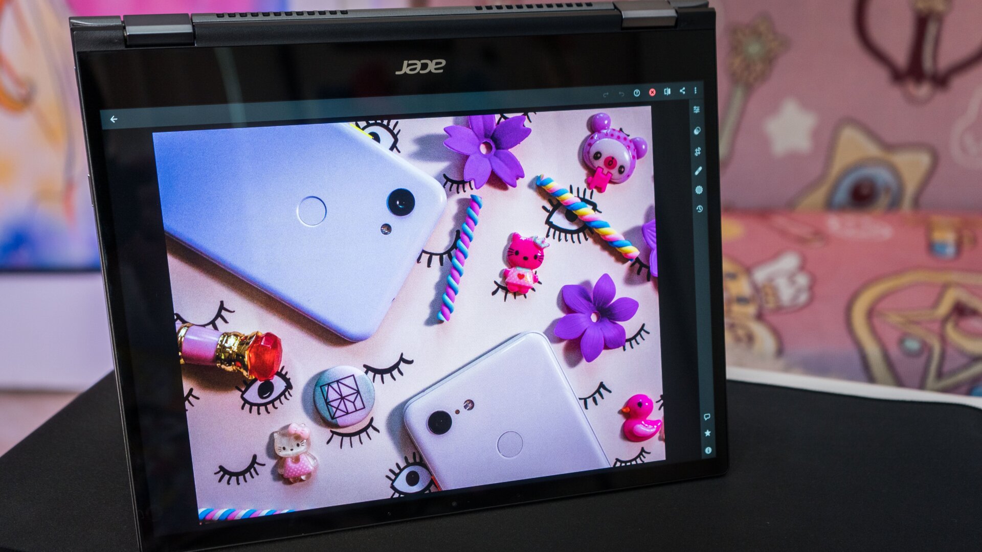 It is actually possible to batch edit on Lightroom Mobile on Chrome OS. 