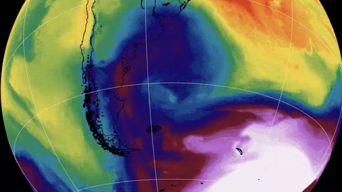 A temperature anomaly map showing cold air rushing into South America from Antarctica.