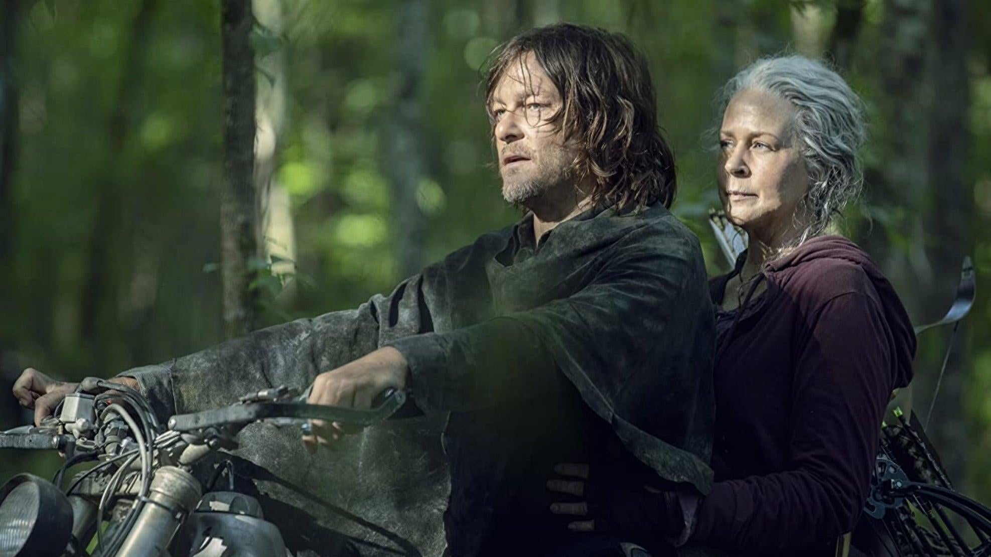 Carol and Daryl sitting in a tree, K-I-L-L-I-N-G.