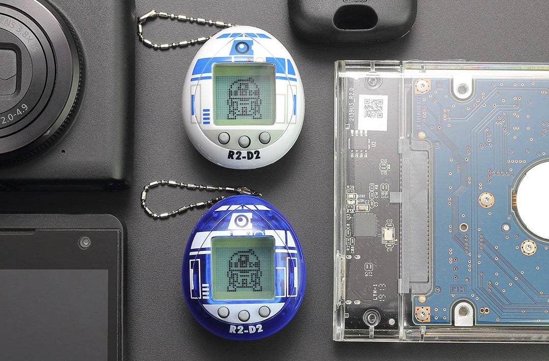 Two versions will be available, but only differ by the color of their plastic shell.