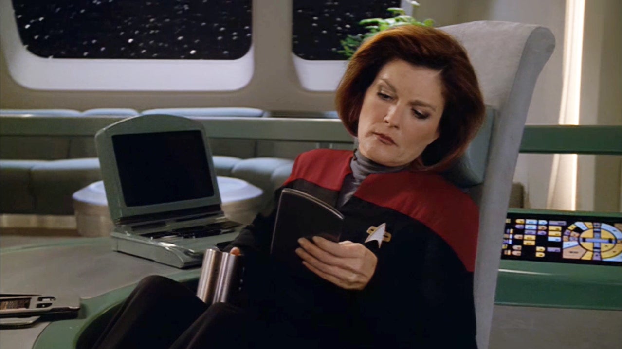 Janeway gets some reading in.