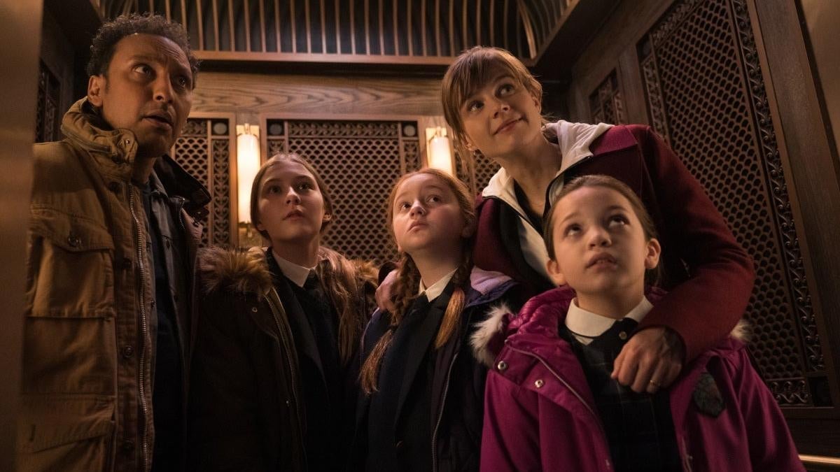 Ben, Kristen, and three of Kristen’s four daughters.