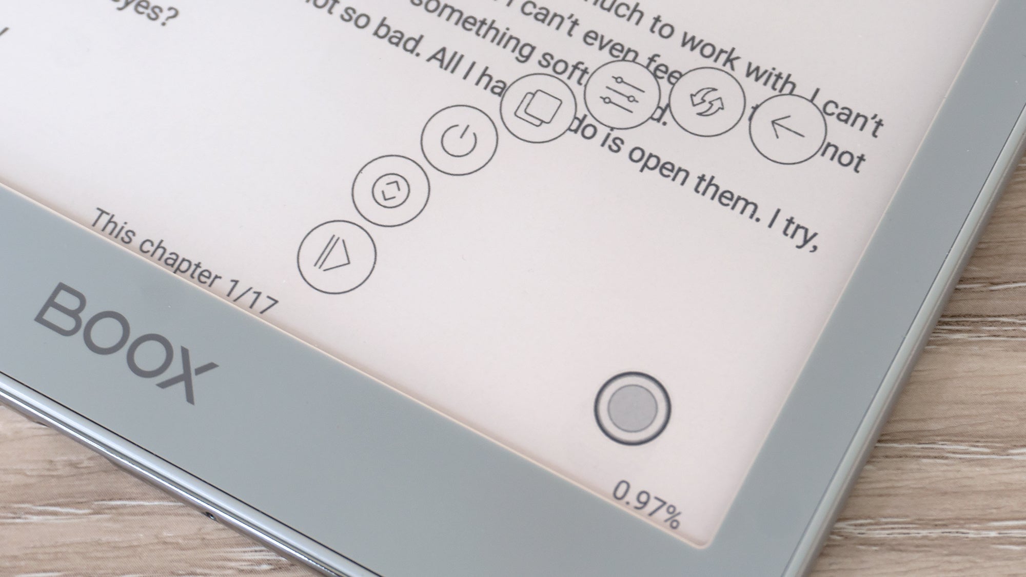 The Nova Air attempts to make up for a lack of physical navigation buttons with an omnipresent menu button on screen that can be customized for almost any function or shortcut you want.