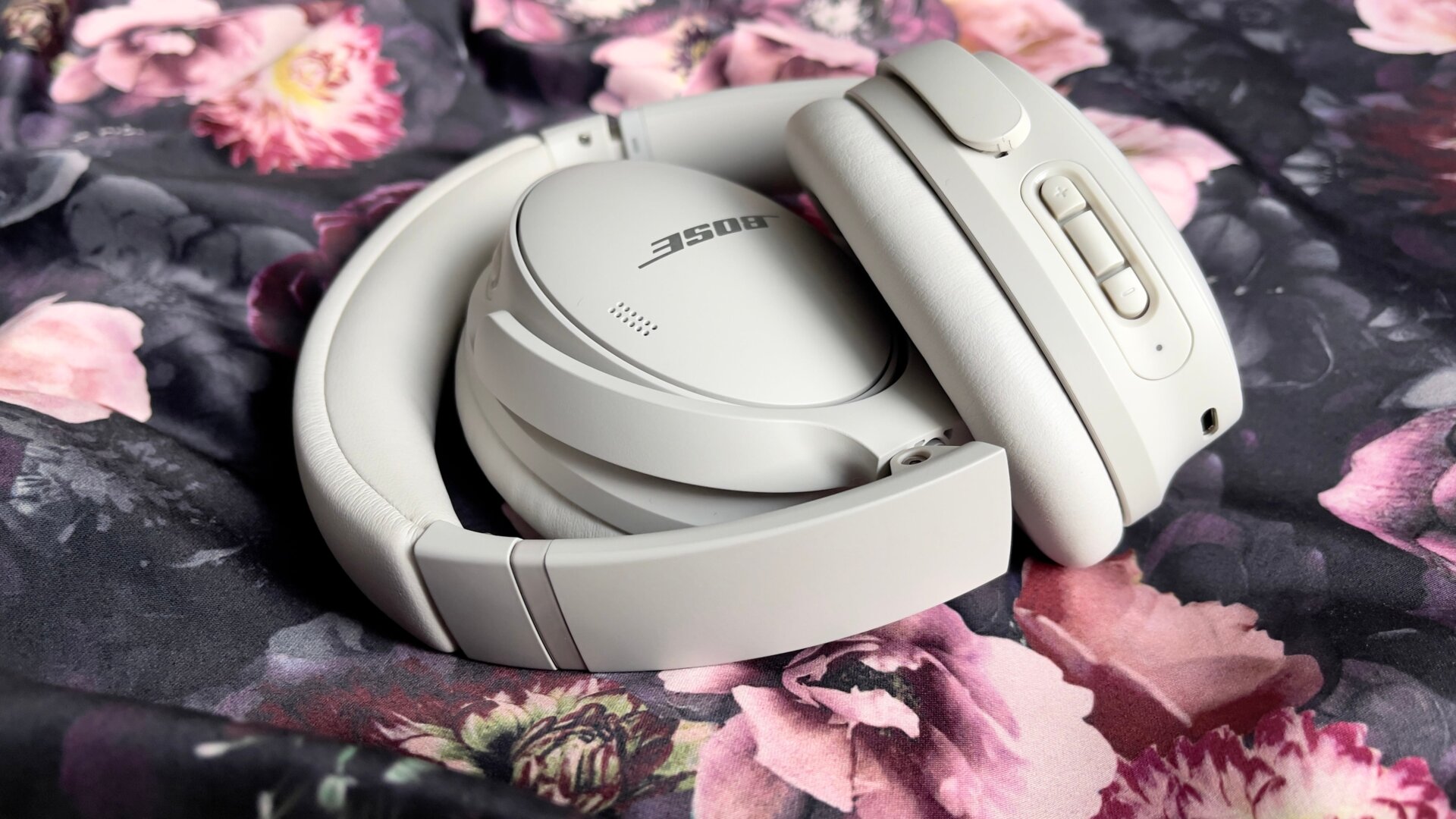 No pleats, but hey, it folds.