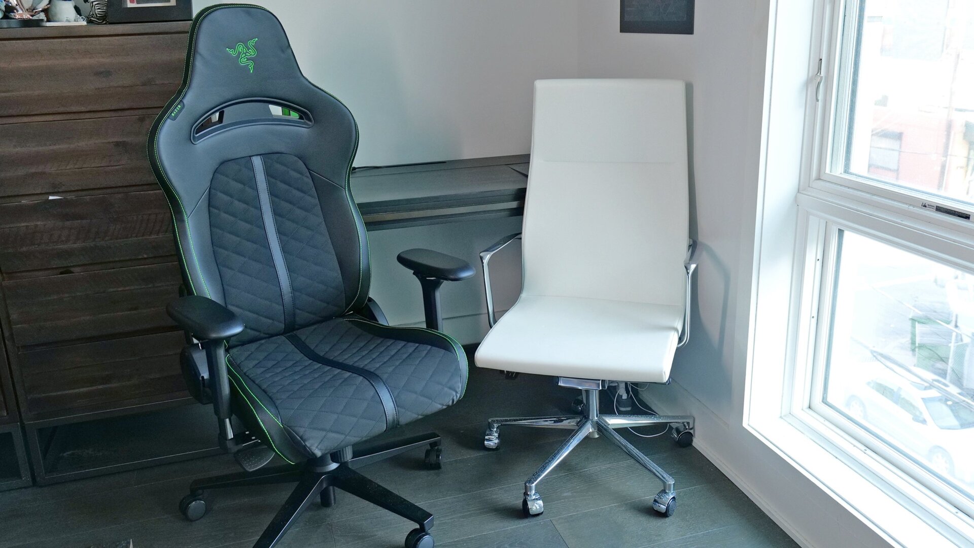 I like the look of my previous chair, but if I have to choose one to sit in all day for at least five days a week, I’m choosing the Enki every time. 