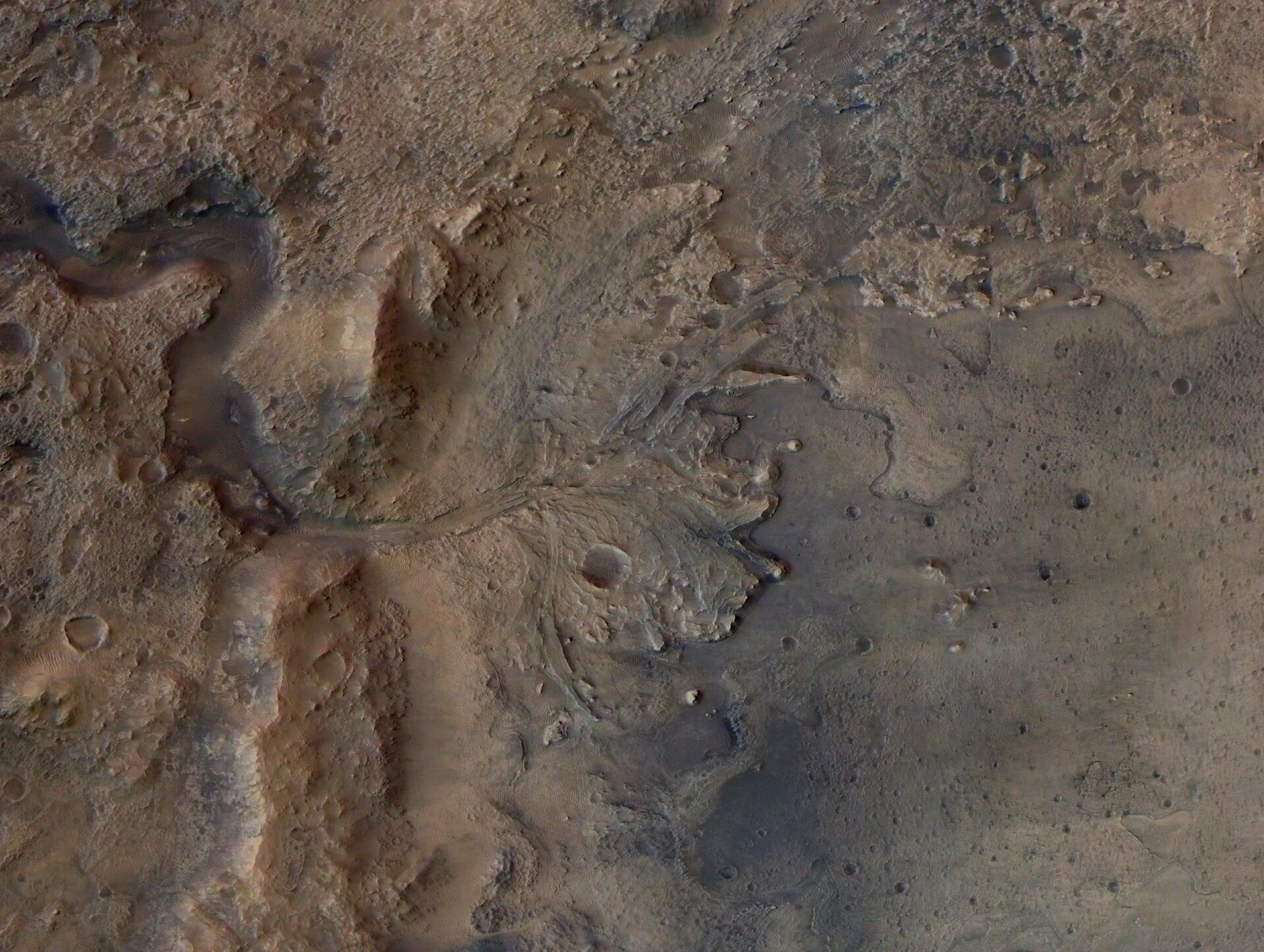 The remains of the river delta on Jezero’s western edge, imaged by the Mars Express orbiter.