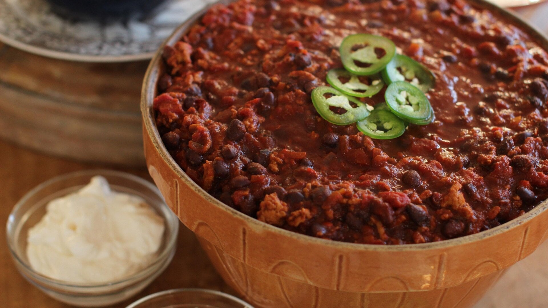 A big bowl of turkey chili.