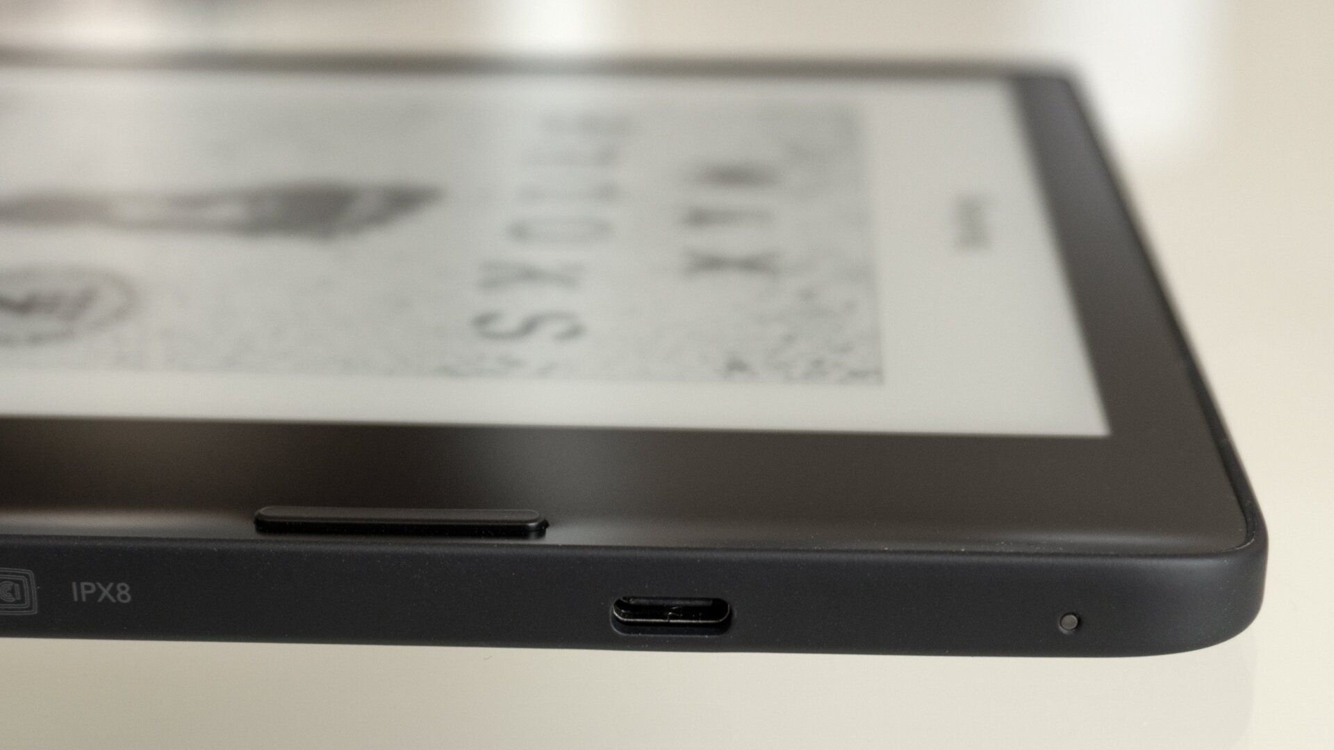 The Kobo Sage passes the USB-C test with flying colors.