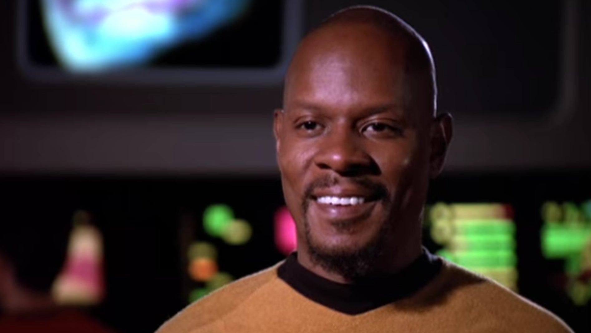 Captain Sisko affords himself an indulgence he can’t bear to miss out on.