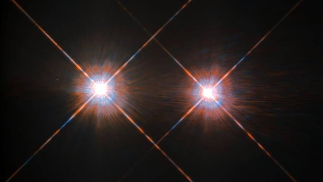  Alpha Centauri A (left) and Alpha Centauri B as viewed by the Hubble Space Telescope. 