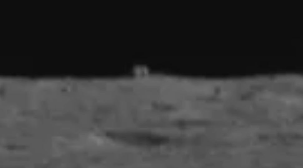 A zoomed-in view of the low-resolution image isn’t very helpful, but here it is anyway. 