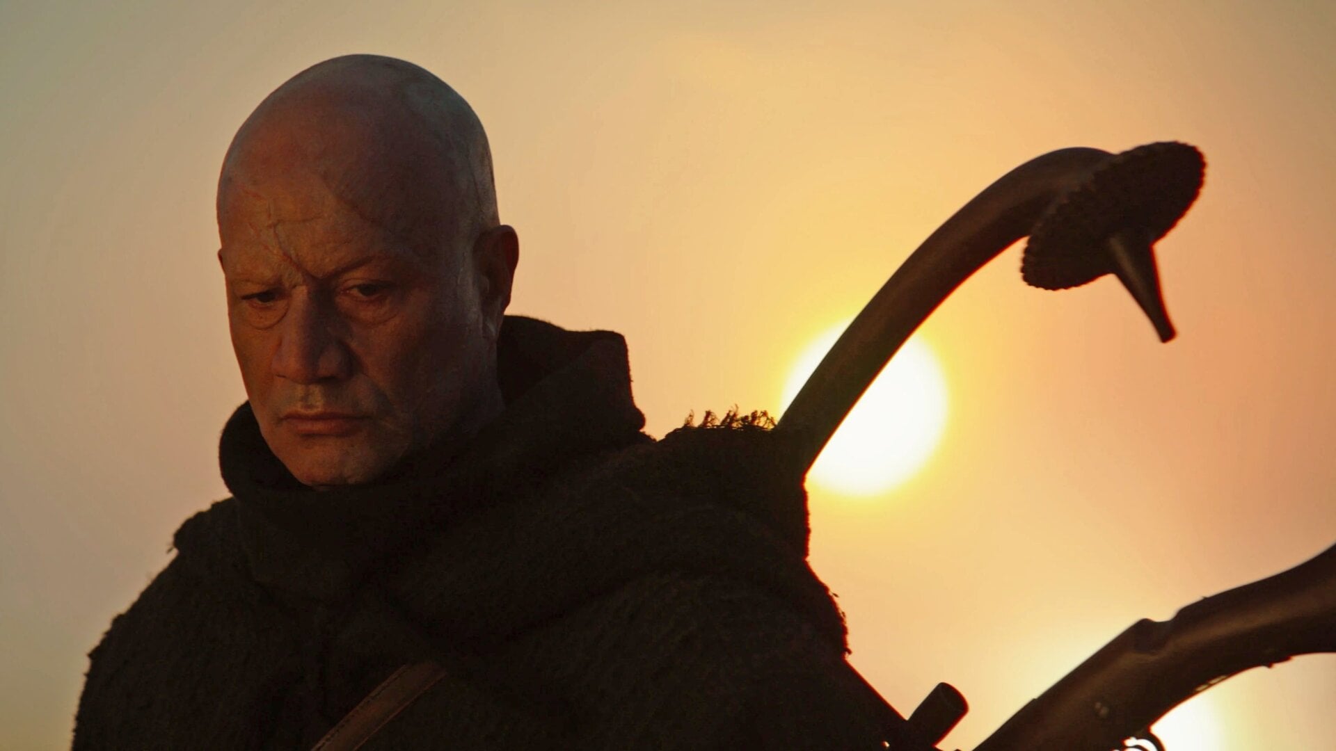 This is far from the first time Boba’s managed to escape digestive juices on Tatooine.