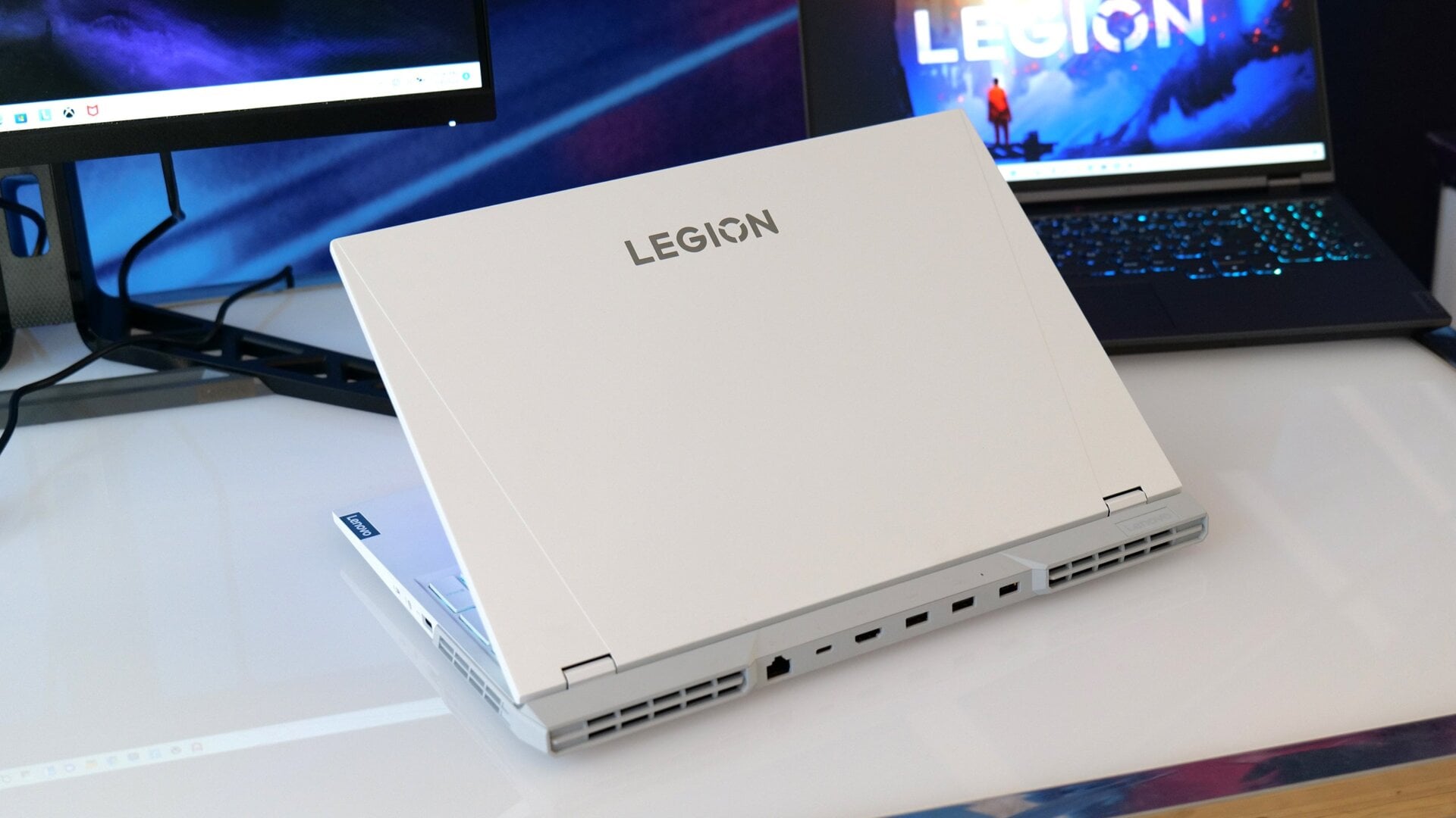 Compared to the standard Legion 5 line, the Legion 5 Pro’s more aggressive styling comes bigger Legion logo centered on its lid, along with some raised accents and a two-toned chassis on the white model.