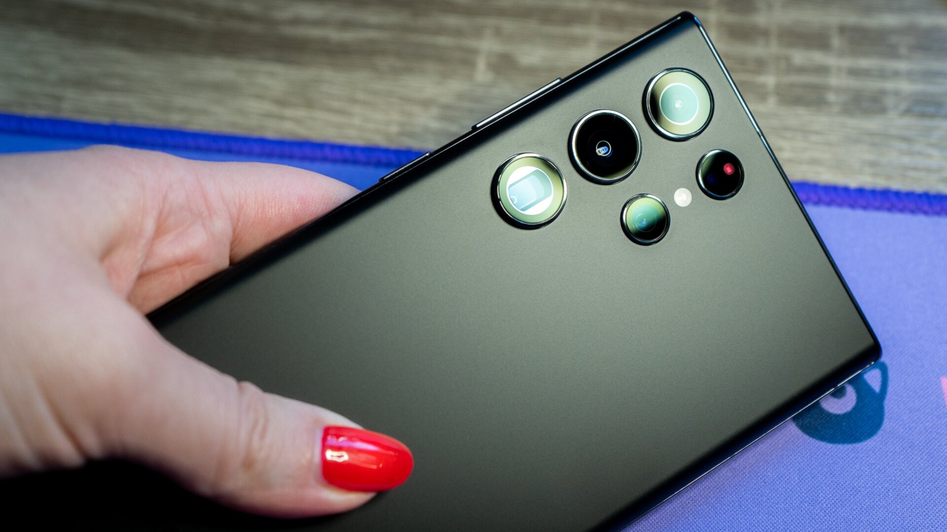 Image: Florence Ion / Gizmodo