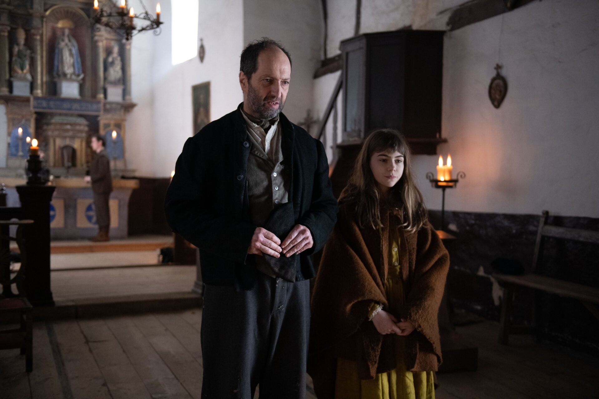 Amaia and Cándido (Josean Bengoetxea).