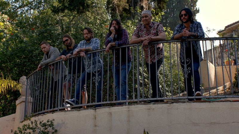 All members of the Foo Fighters play themselves.