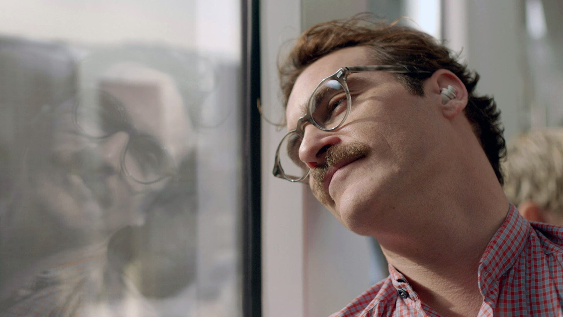 Joaquin Phoenix in Her.