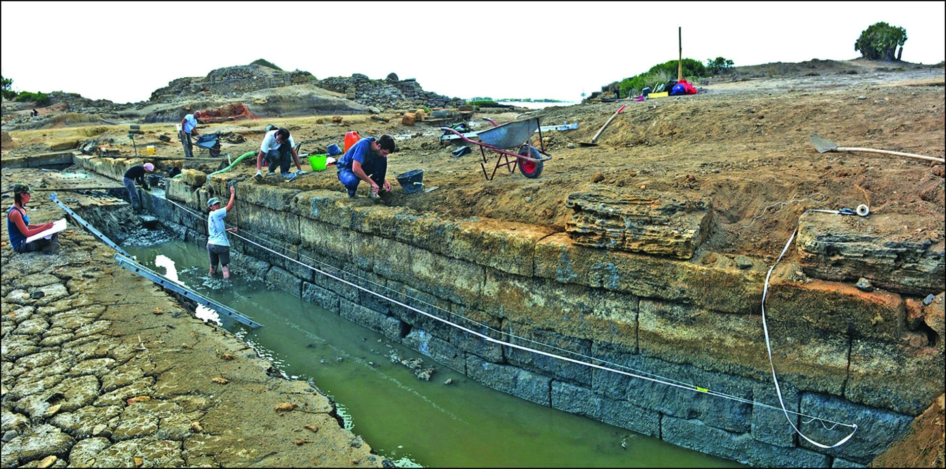 The drained “kothon” during excavations. 