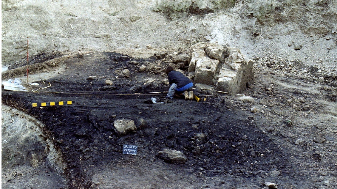 The ustrinum at Salorno during excavations in 1987.