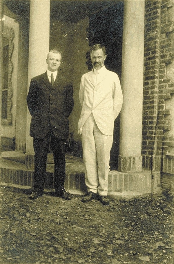 Eugenicists Harry Laughlin (left) and Charles and Davenport (right) photographed outside the Eugenics Record Office at Cold Spring Harbor.