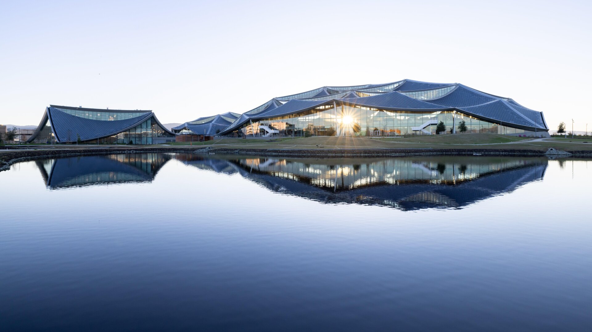 Google’s new Bay View campus and its stormwater retention pond.